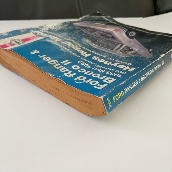 Ford Ranger Bronco II 1983 thru 1992 Haynes Automotive Repair Manual 36070 Gas - Picture 14 of 16